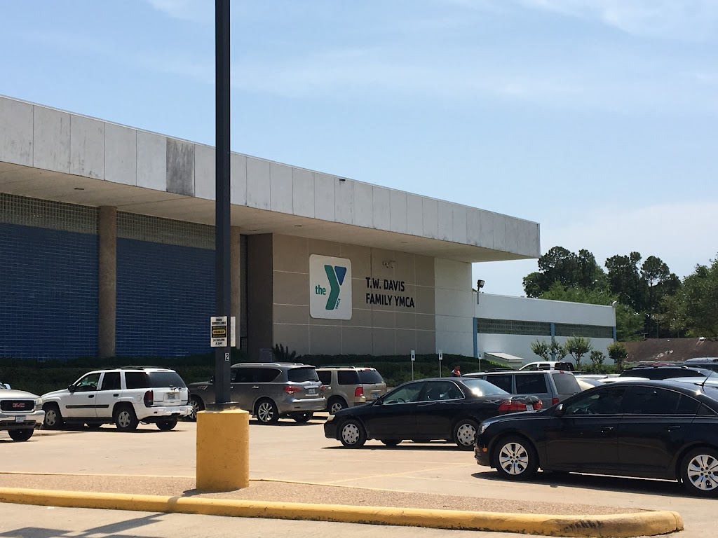 T.W. Davis Family YMCA | 911 Thompson Rd, Richmond, TX 77469, USA | Phone: (281) 341-0791