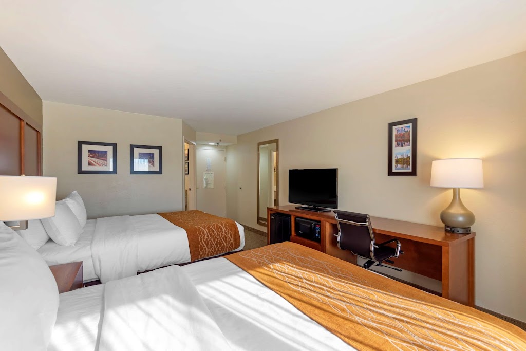 Comfort Inn Kennesaw | 2489 George Busbee Pkwy NW, Kennesaw, GA 30144 | Phone: (770) 499-9200