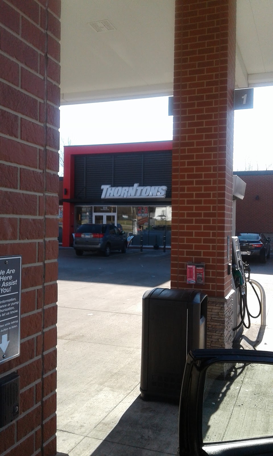 Thorntons | 515 W North Ave, Lombard, IL 60148, USA | Phone: (630) 495-1739