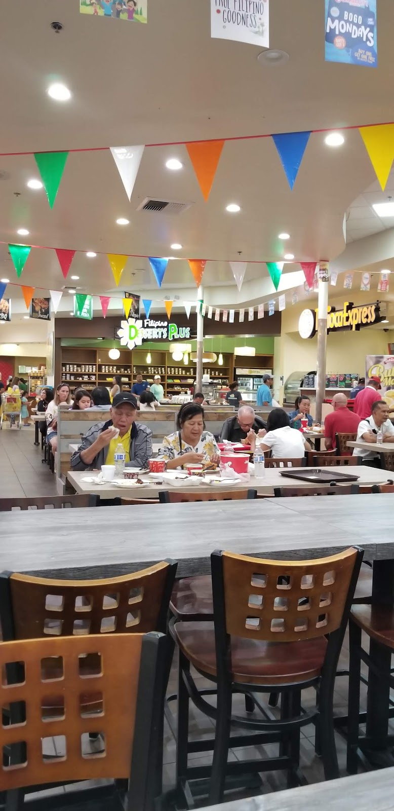 Seafood City Supermarket | 285 E Orange Ave, Chula Vista, CA 91911, USA | Phone: (619) 621-2050