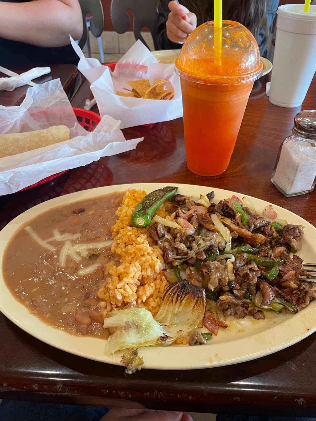 Las Ranas Cafe | 5237 W Adams Blvd, Los Angeles, CA 90016, USA | Phone: (323) 934-7084