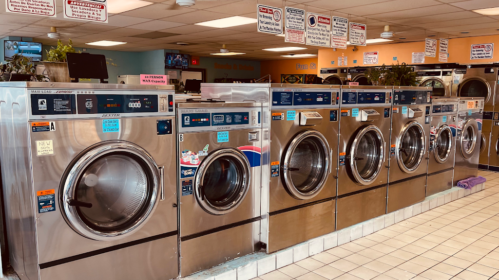 Shore Center Laundry | 22451 Shore Center Dr, Euclid, OH 44123, USA | Phone: (216) 289-8044