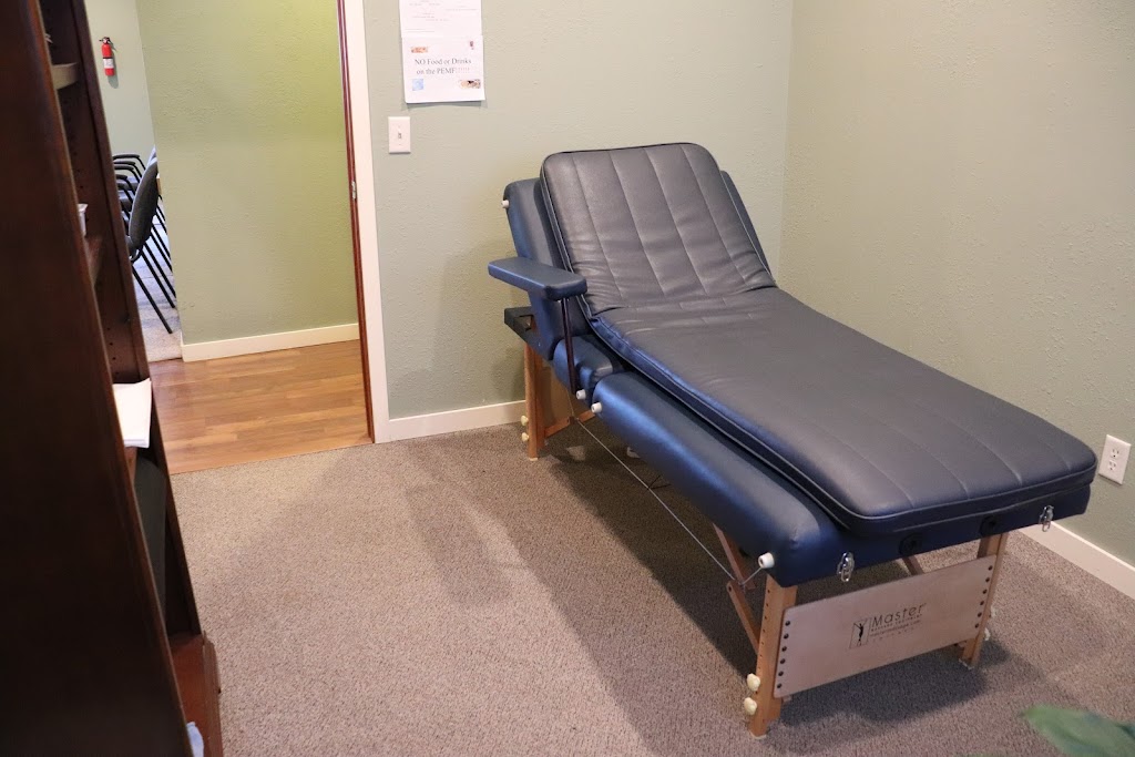 Hendricks Chiropractic | 202 Main St W, Milltown, WI 54858, USA | Phone: (715) 825-2873