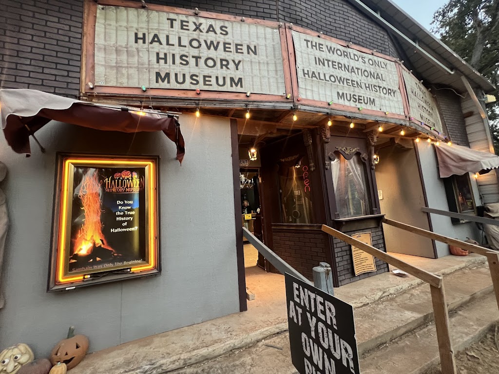 Scream Hollow | 149 Split Rail Ln, Smithville, TX 78957, USA | Phone: (512) 710-8267