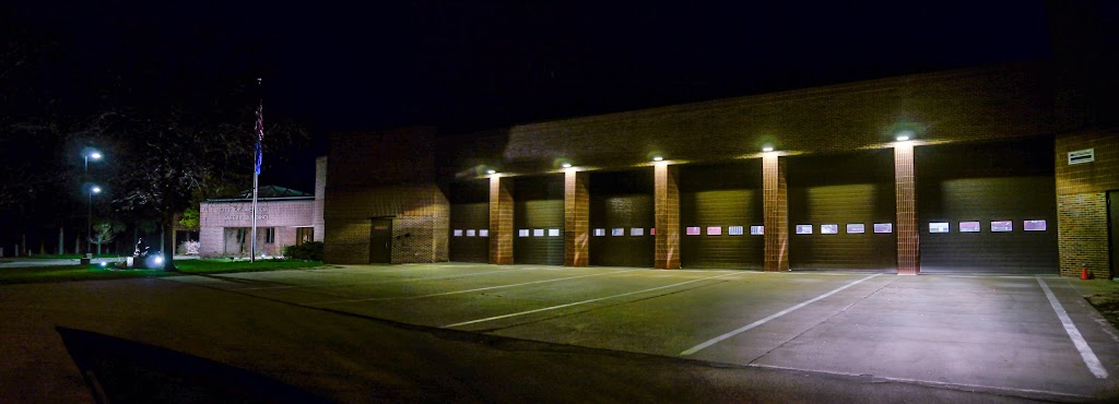 Mequon Police Department | 11300 N Buntrock Ave, Mequon, WI 53092, USA | Phone: (262) 242-3500