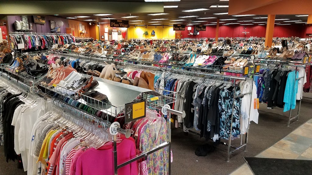 Turn Style Consignment | 2918 W 66th St, Richfield, MN 55423, USA | Phone: (612) 355-2440