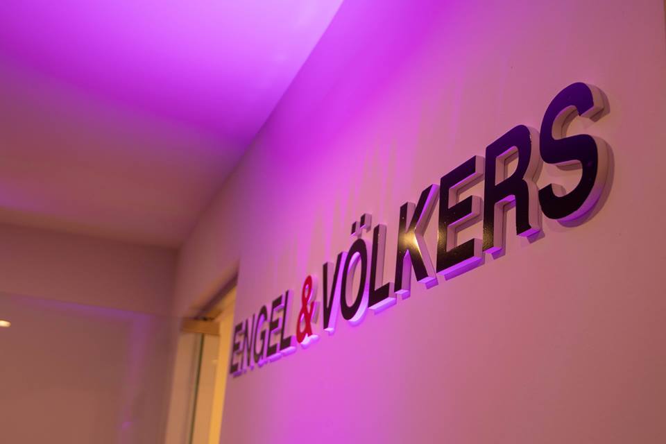 Engel & Völkers By The Sea | 723 Hale St, Beverly, MA 01915, USA | Phone: (978) 865-1168