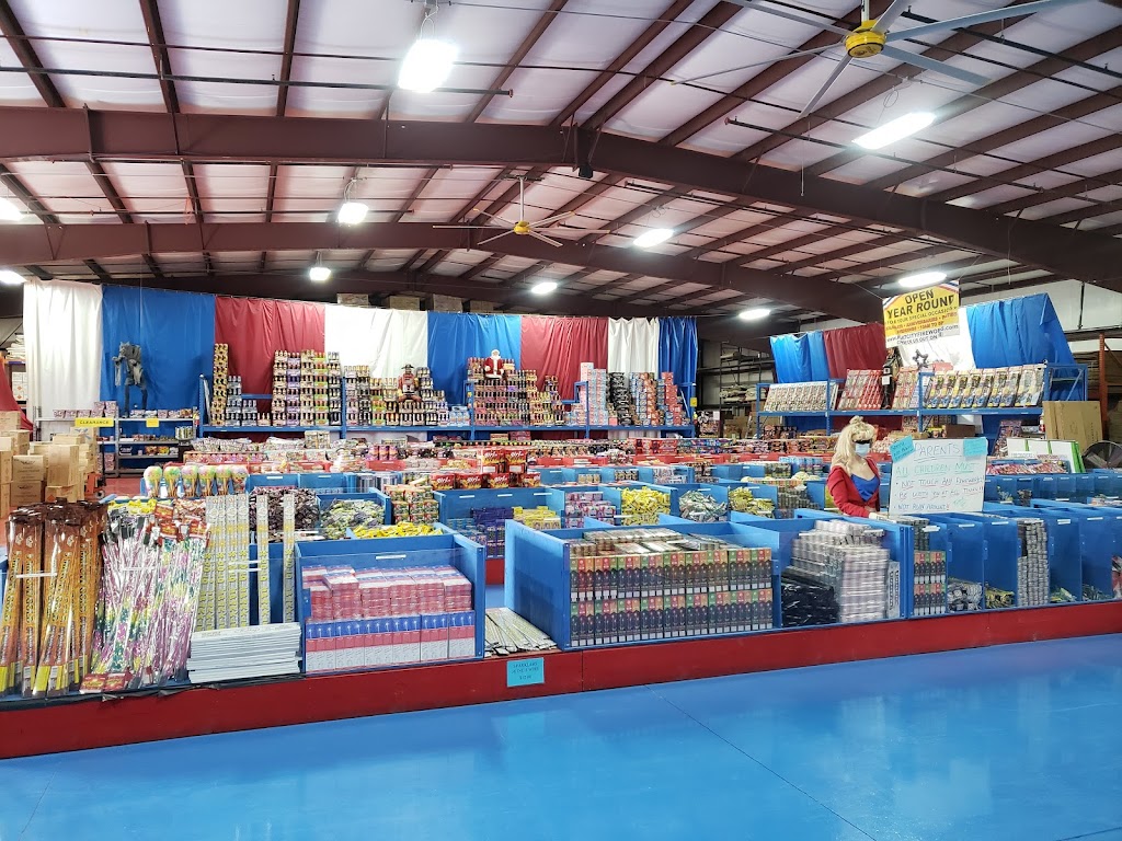 Fat City Fireworks - store  | Photo 2 of 10 | Address: 1775 Simco Rd, Boise, ID 83716, USA | Phone: (208) 323-2489