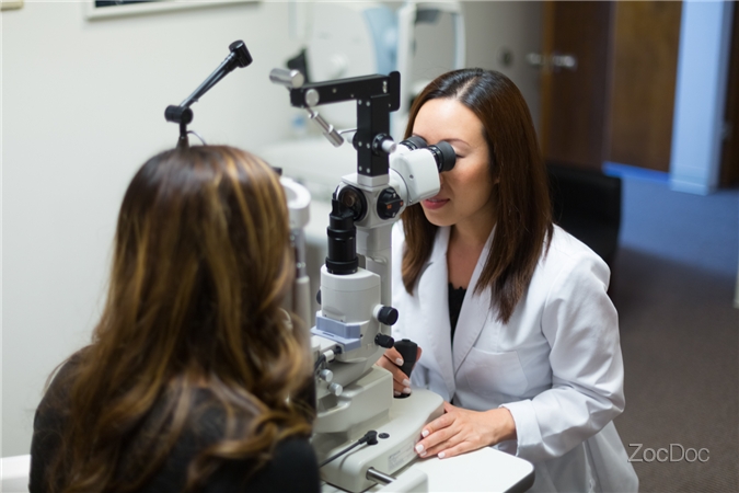 Huntington Family Optometry | 20932 Brookhurst St # 208, Huntington Beach, CA 92646, USA | Phone: (714) 962-3371