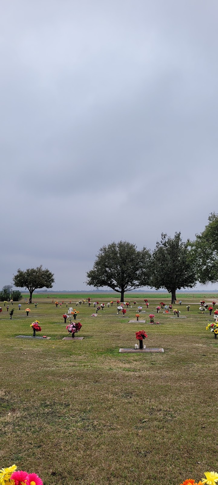 Memory Lawn Memorial Park | 19106 San Marcos Hwy, Martindale, TX 78655, USA | Phone: (512) 357-6643