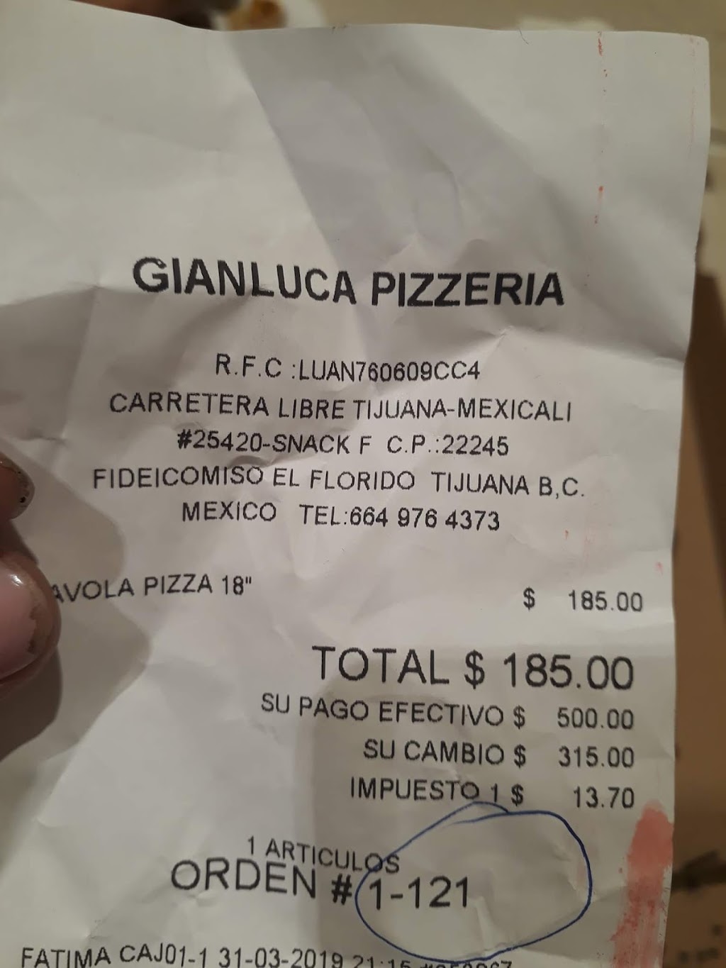 Pizzería Gianluca | Carretera, Tijuana - Tecate 25420-F9, Paseos del Vergel, El Refugio, 22245 Tijuana, B.C., Mexico | Phone: 664 976 4373