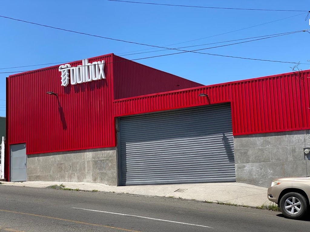 Toolbox | Av. Ignacio Allende, Calle Azcona 6900, Azcona, 22055 Tijuana, B.C., Mexico | Phone: 664 974 9343