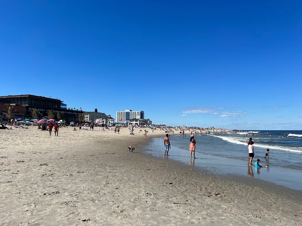 Avenue Le Club | 23 Ocean Ave N, Long Branch, NJ 07740, USA | Phone: (732) 759-2900 Avenue Le Club | 23 Ocean Ave N, Long Branch, NJ 07740, USA | Phone: (732) 759-2900