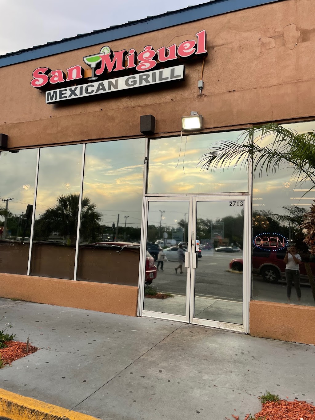 San Miguel Mexican Grill | 2713 S Orlando Dr, Sanford, FL 32773, USA | Phone: (407) 324-3100