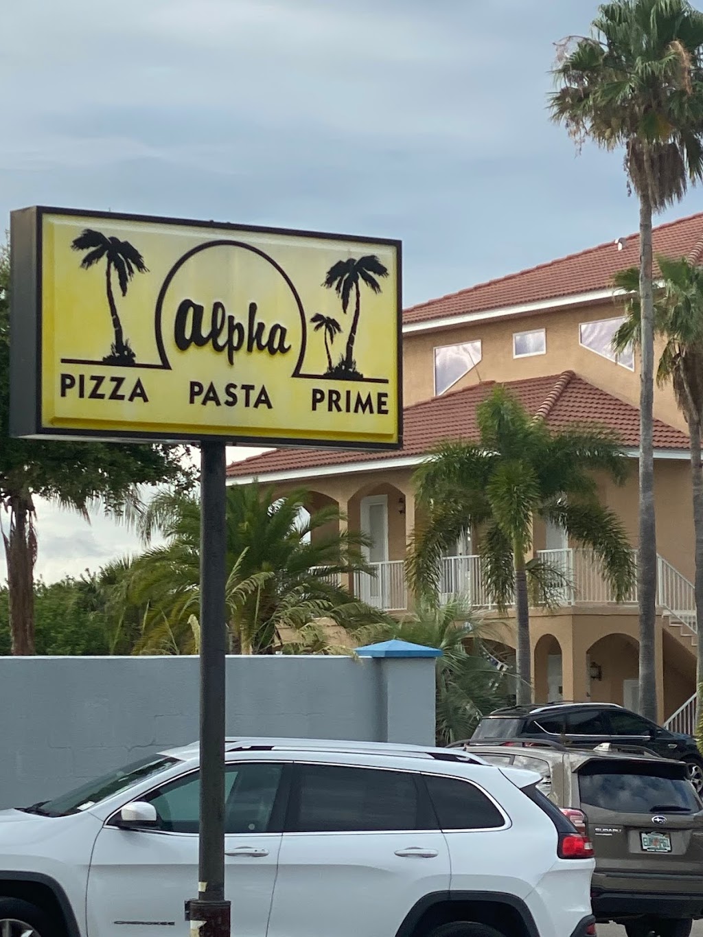 Alpha Pizza, Pasta, & Prime | 1312 Apollo Beach Blvd # E, Apollo Beach, FL 33572, USA | Phone: (813) 645-4648