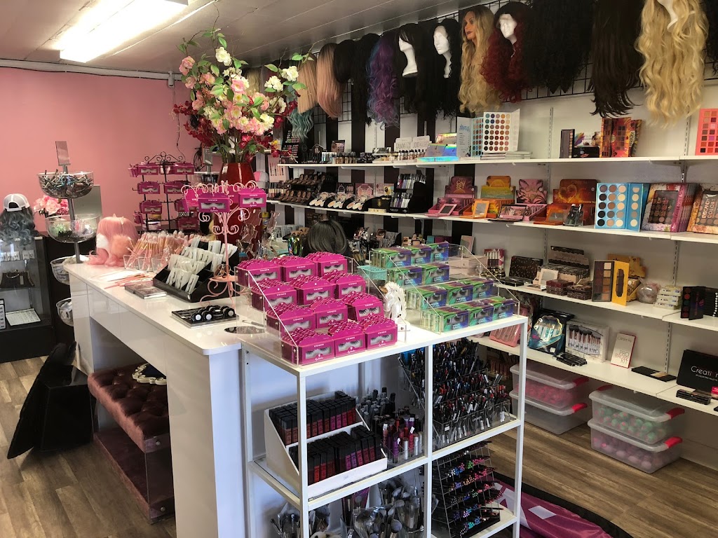 The Pink Makeup Box | 2109 W Whittier Blvd, Montebello, CA 90640, USA | Phone: (323) 303-1033