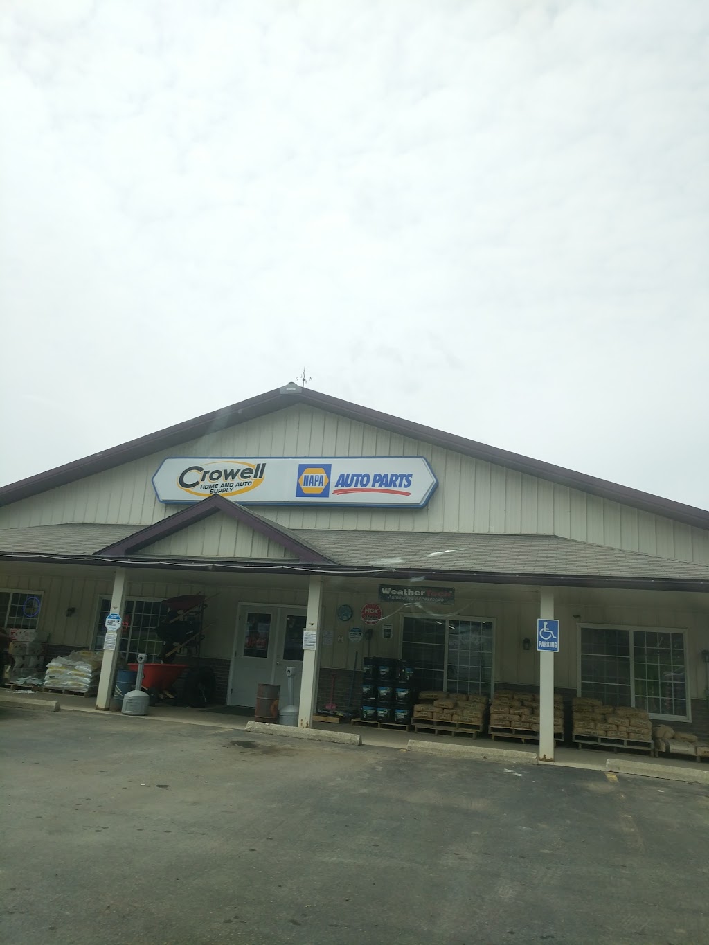 Crowell Home & Auto Supply | 14722 Aldrich Street Extension, Gowanda, NY 14070, USA | Phone: (716) 532-3381