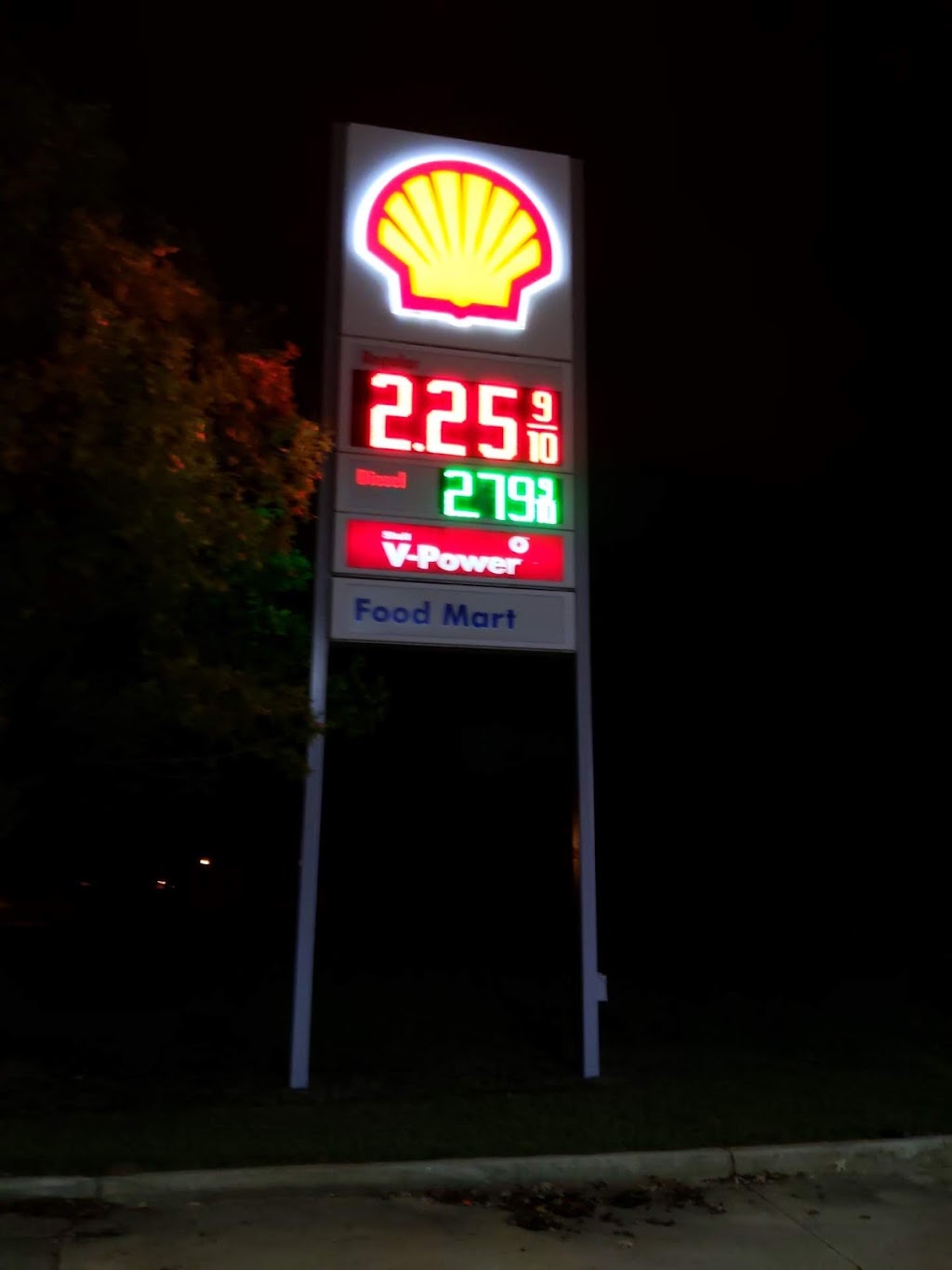 Shell | 4221 N Center Point Rd, Center Point, AL 35215, USA | Phone: (205) 680-1225