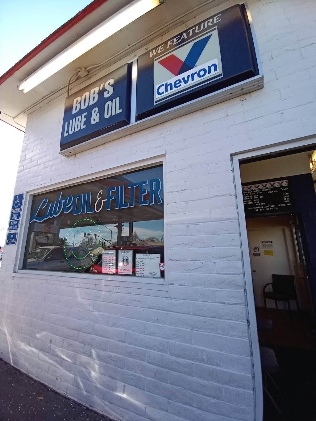 Bobs Lube & Oil | 1403 Country Club Blvd, Stockton, CA 95204, USA | Phone: (209) 943-3632