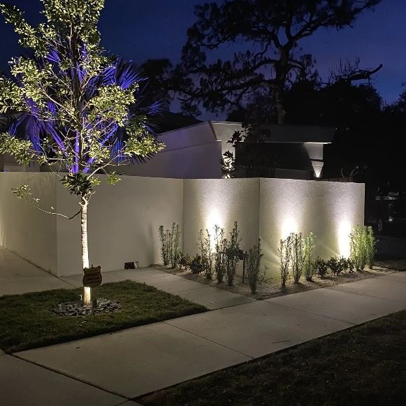 Tropical Solutions 123 Outdoor lighting | 617 Rosemary Cir, Bradenton, FL 34212, USA | Phone: (941) 708-3086