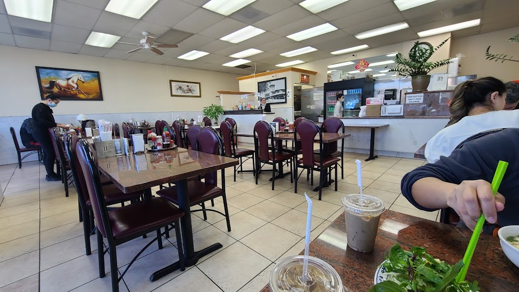 Pho Saigon City 2 | 1617 Contra Costa Blvd, Pleasant Hill, CA 94523, USA | Phone: (925) 375-1353