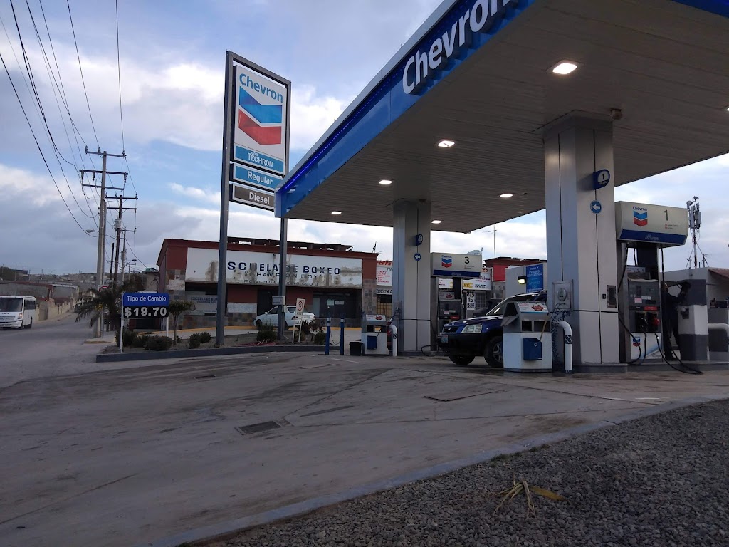 Gasolinera Pemex | Paseo, Del Prado No. 12802, Urbivilla del Prado, 22123 Tijuana, B.C., Mexico | Phone: 800 736 3900