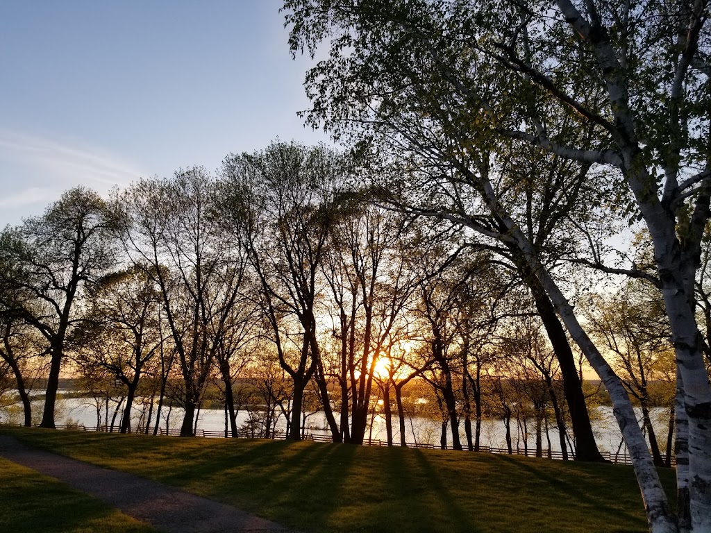 Spring Lake Park Reserve | 8395 127th St E, Hastings, MN 55033, USA | Phone: (952) 891-7000