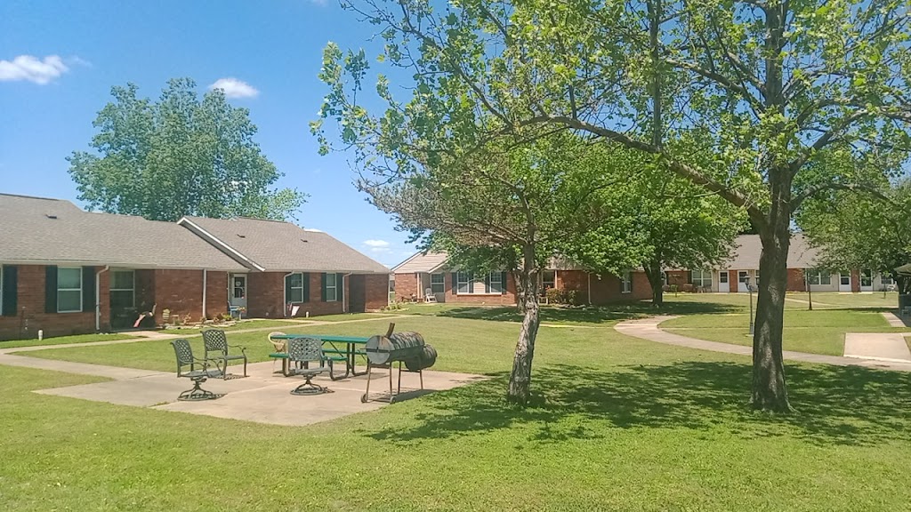 Skiatook Retirement Community | 1504 W 5th St, Skiatook, OK 74070, USA | Phone: (918) 396-3661