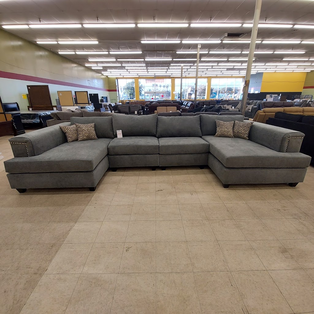 Hemet Furniture | 2255 E Florida Ave, Hemet, CA 92544, USA | Phone: (951) 658-7900