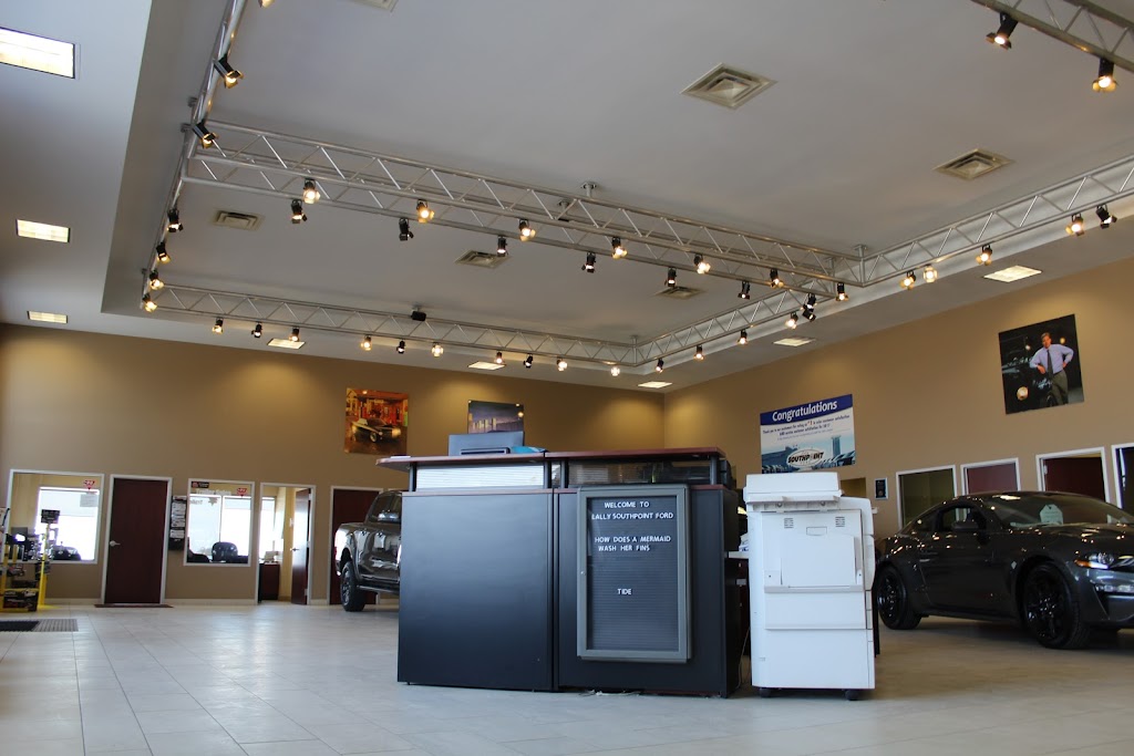 Lally Southpoint Ford | 414 Rocky Rd, Leamington, ON N8H 3V5, Canada | Phone: (519) 326-8600