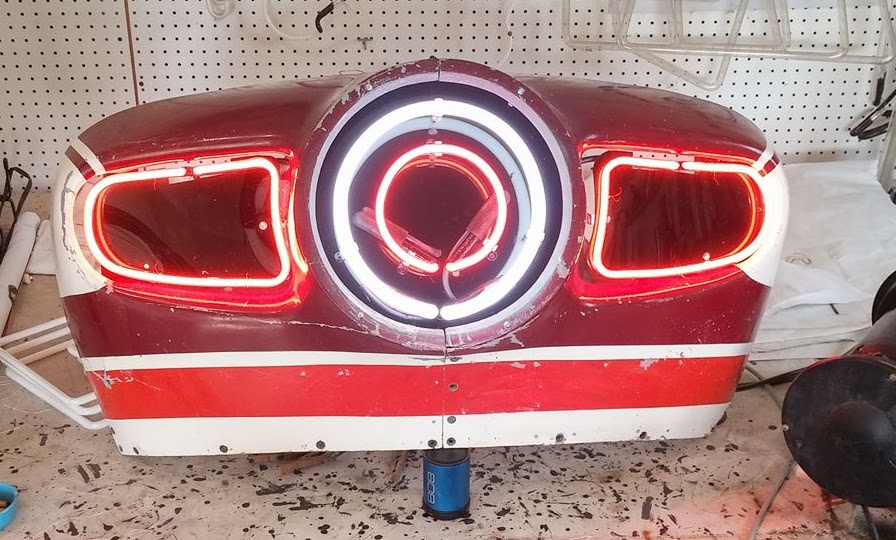 Caseys Custom Neon | 5736 Ebright Rd, Groveport, OH 43125, USA | Phone: (614) 843-6366