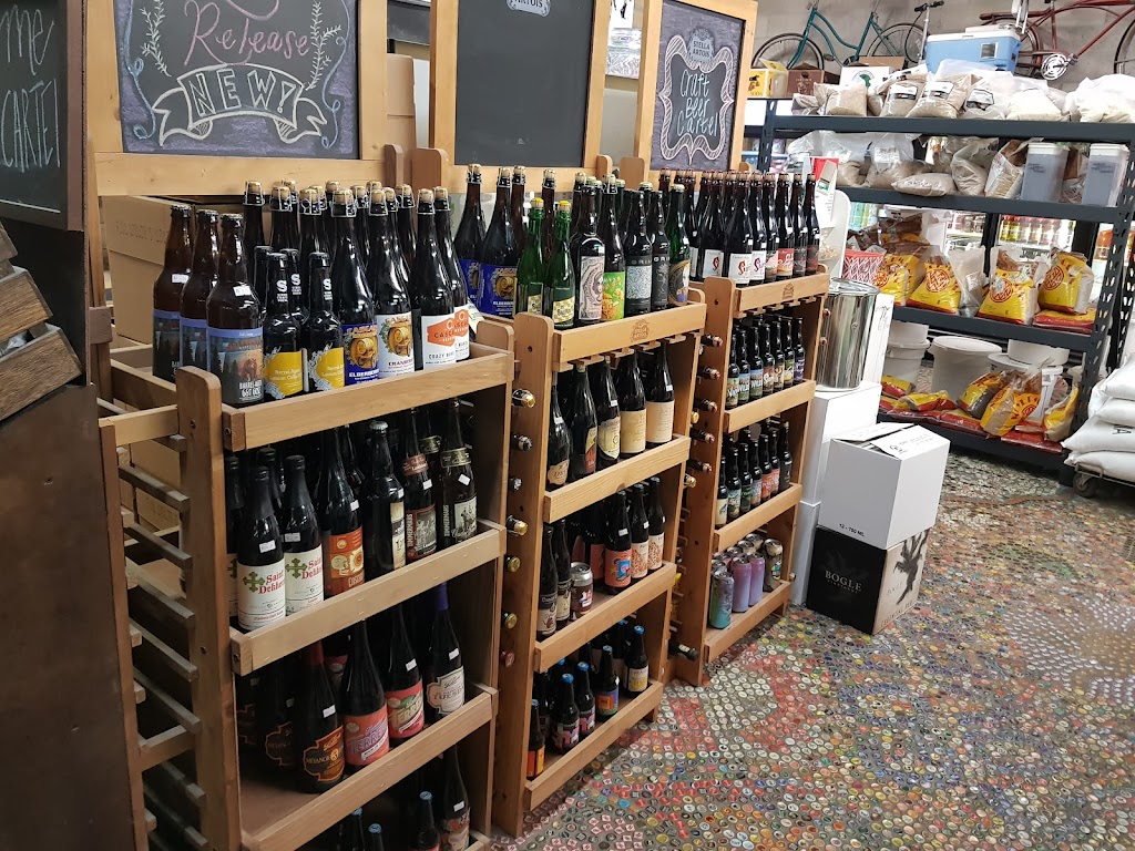 Craft Beer Cartel at The Kiwi Stop | 557 SW 12th Ave, Fort Lauderdale, FL 33312, USA | Phone: (954) 541-3206