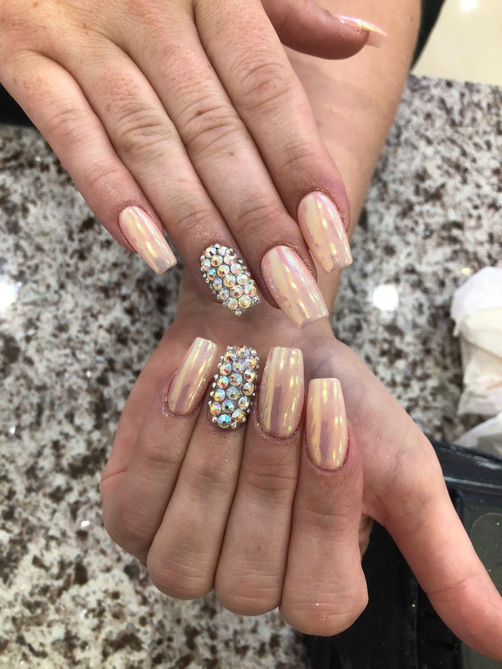 Luxe Nails And Spa II | 1817 Mt Holly Rd, Burlington, NJ 08016, USA | Phone: (609) 733-3079