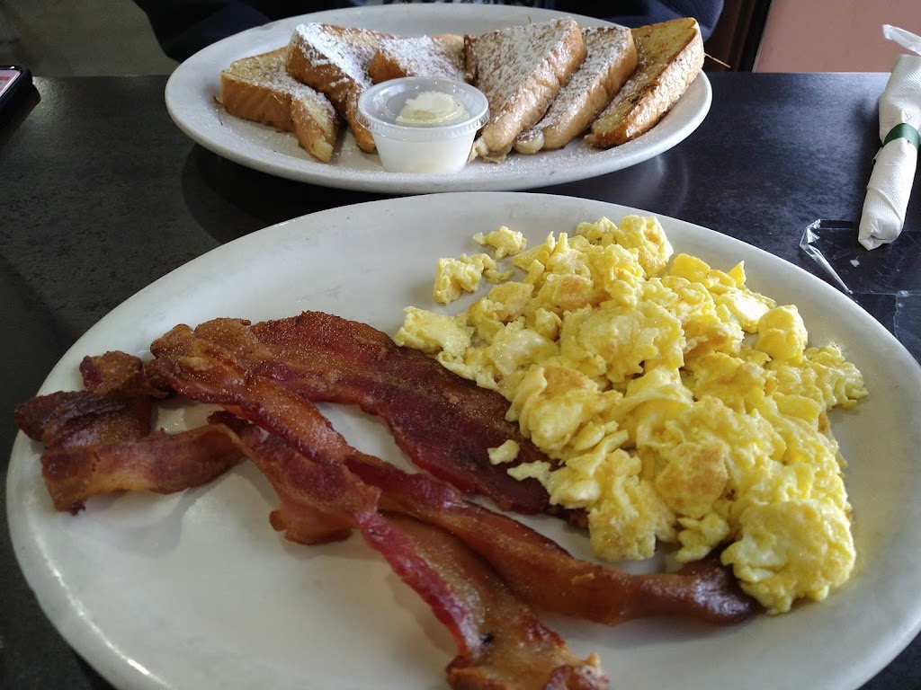 Good Day Cafe | 3758 S Carrier Pkwy #100, Grand Prairie, TX 75052, USA | Phone: (972) 264-7060