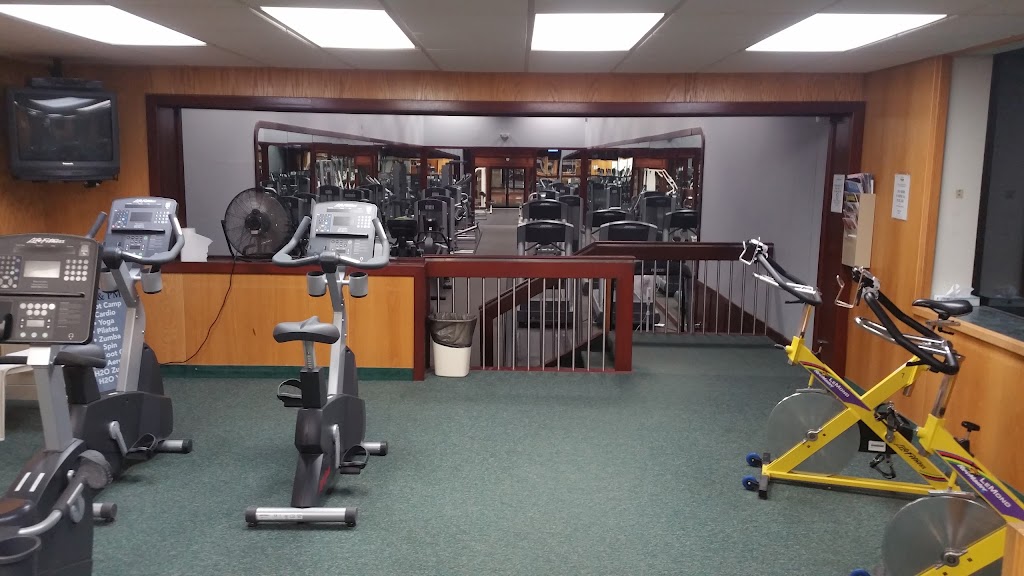 Deer Lake Athletic Club | 6167 White Lake Rd Suite 1, City of the Village of Clarkston, MI 48346, USA | Phone: (248) 625-8686