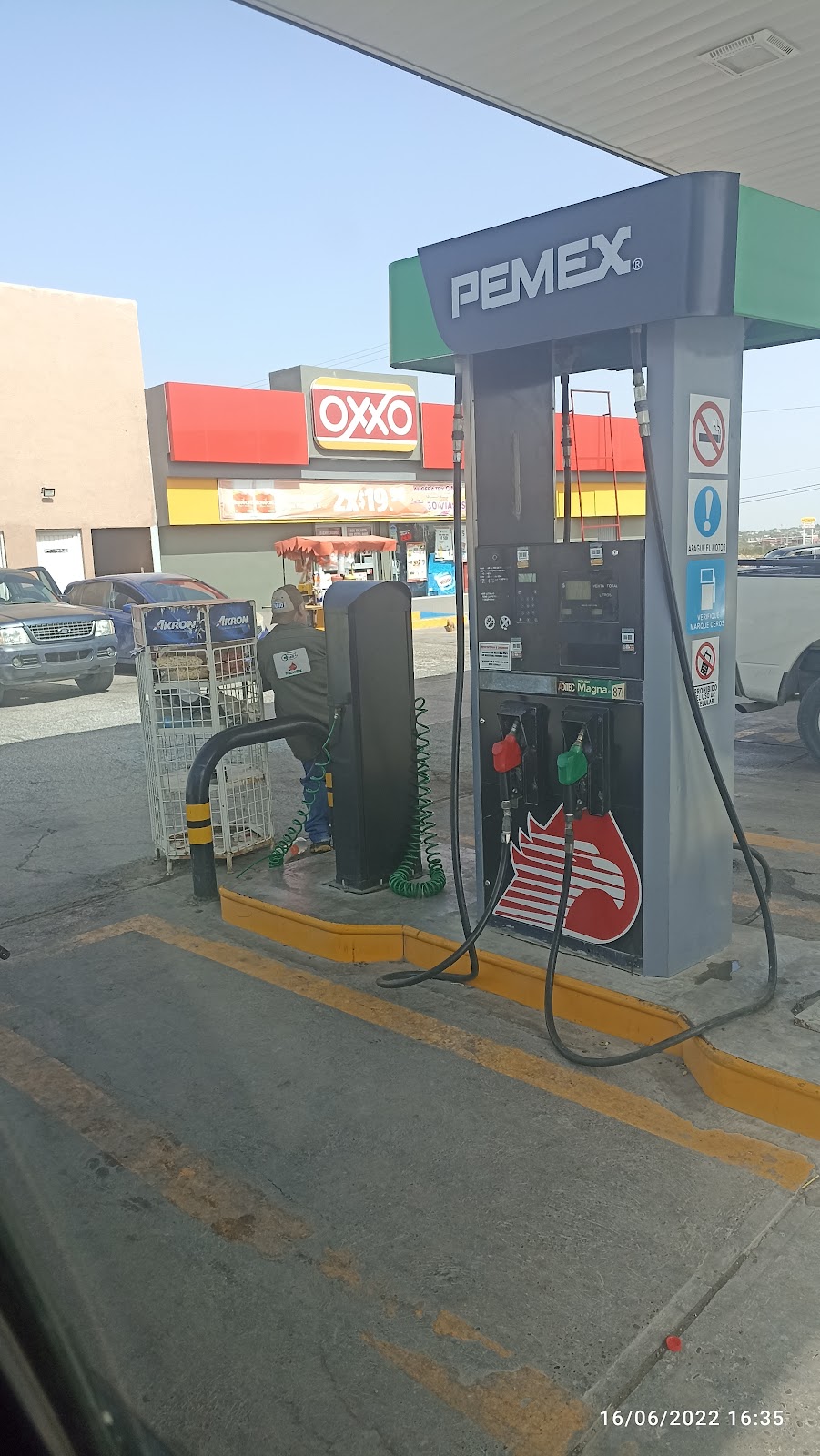 Estación de Servicios Puente 3 | Calle Carretera Piedras Negras Kilómetro 6+700, Unión del Recuerdo, 88000 Nuevo Laredo, Tamps., Mexico | Phone: 867 710 4058