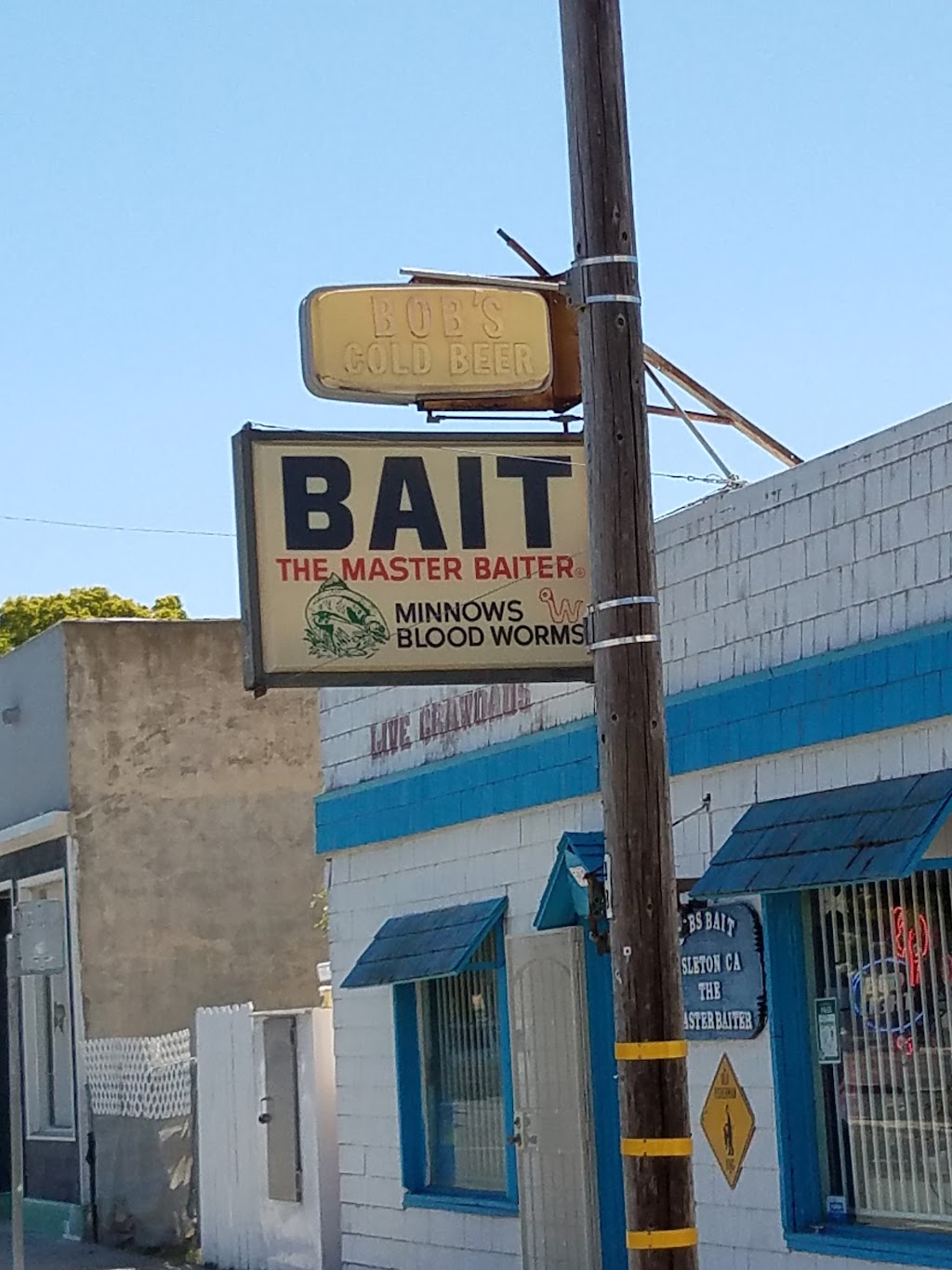 Bobs Bait Shop | 302 2nd St, Isleton, CA 95641, USA | Phone: (916) 777-6666