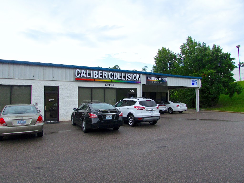 Caliber Collision | 1710 Piney Plains Rd, Cary, NC 27518, USA | Phone: (919) 388-9783