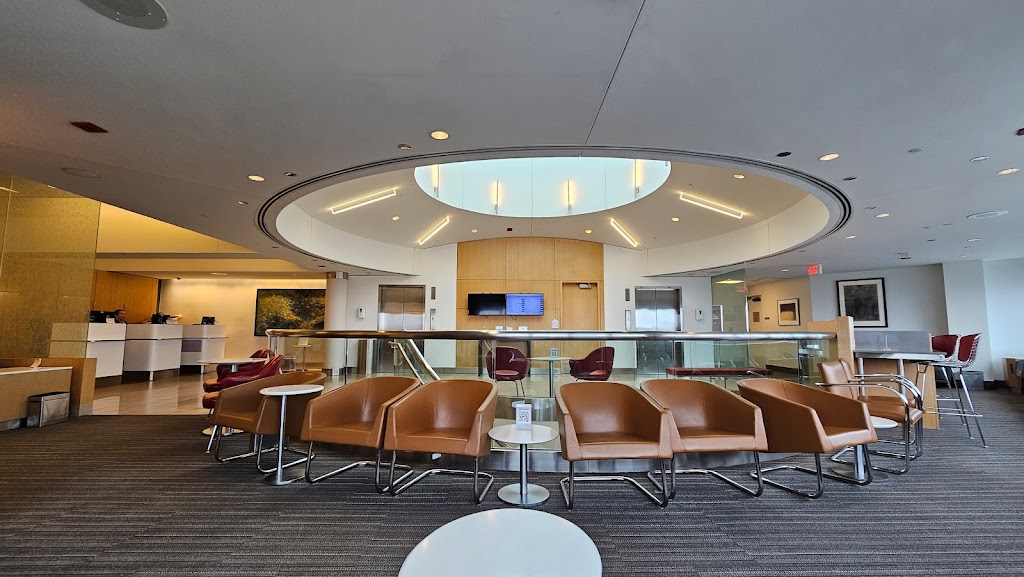 American Airlines Admirals Club | 10701 Lambert International Blvd, St. Louis, MO 63145, USA | Phone: (800) 237-7971