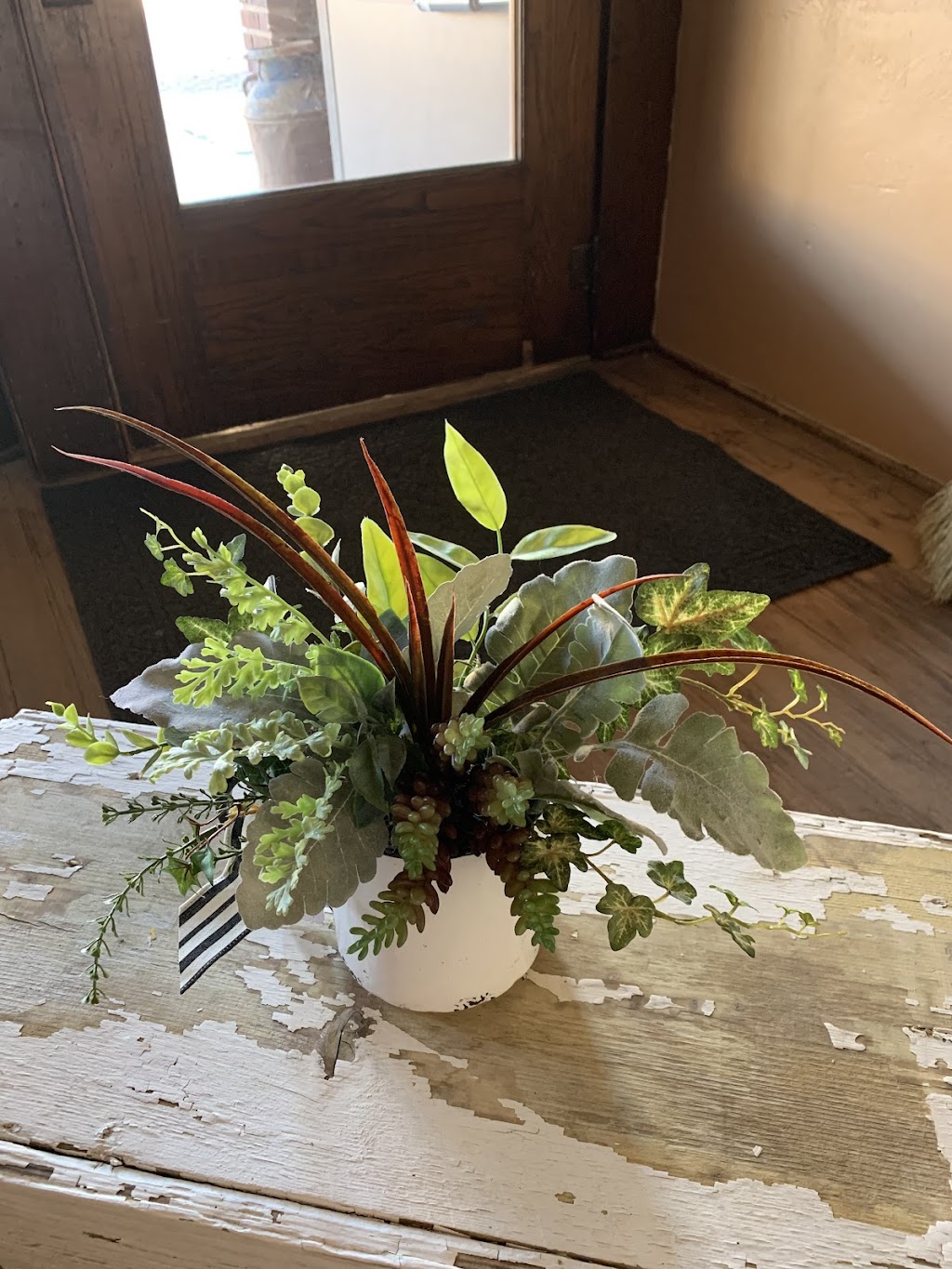 The Rustic Twig Floral and More | 515 Main St, Milligan, NE 68406, USA | Phone: (402) 759-5426
