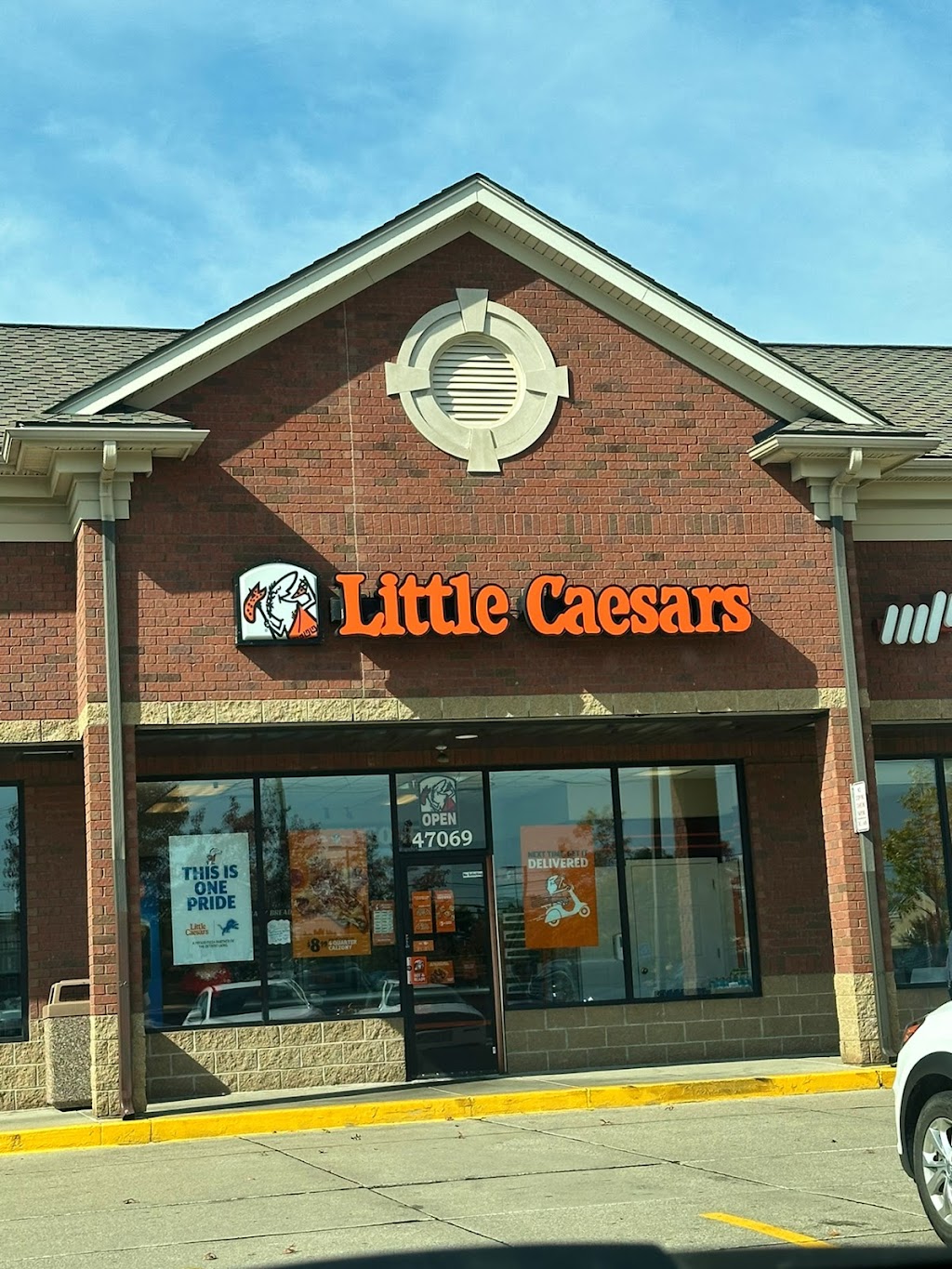 Little Caesars Pizza | 47069 Hayes Rd, Shelby Township, MI 48315, USA | Phone: (586) 532-5020