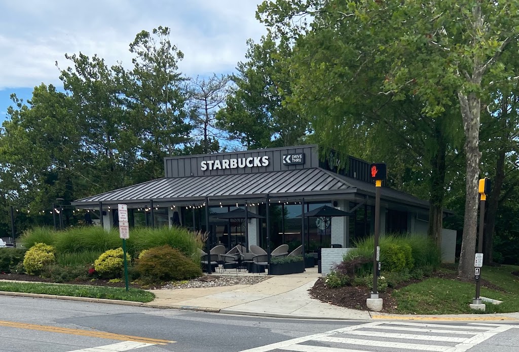 Starbucks | 5400 Lynx Ln, Columbia, MD 21044, USA | Phone: (202) 945-2179