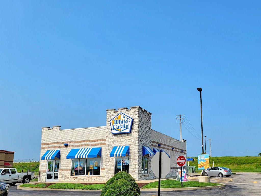 White Castle | 5820 Belleville Crossing St, Belleville, IL 62226, USA | Phone: (618) 233-2385