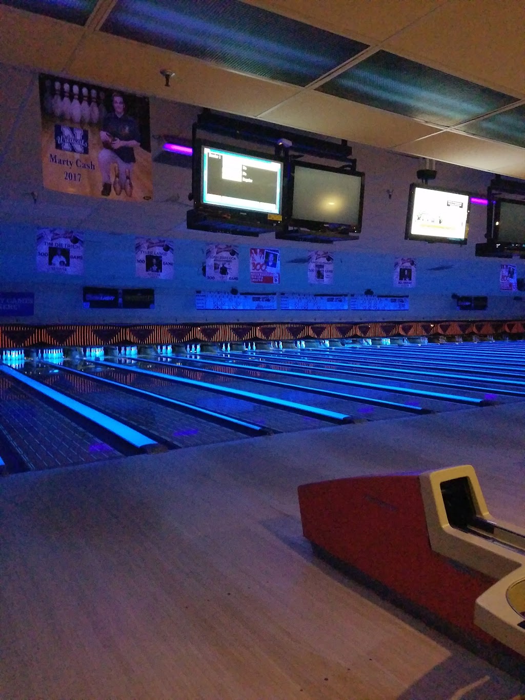 River City Bowl-A-Way | 380 Independence Dr, Napoleon, OH 43545, USA | Phone: (419) 592-1841