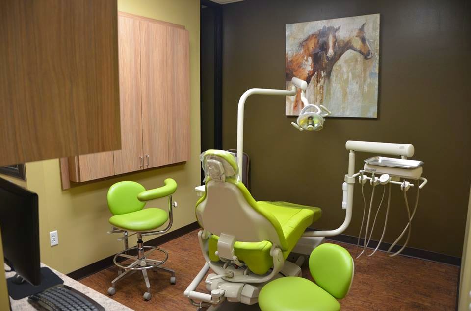 Agave Dental | 2006 10th St, Floresville, TX 78114, USA | Phone: (830) 393-8333