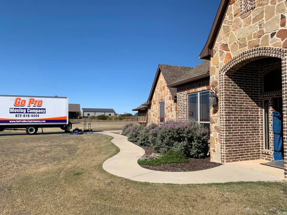 Go Pro Moving Company | DICKEYS BBQ Restaurant, NOT AT THIS ADDRESS --> 2530 W University Dr #1110, Denton, TX 76201 <-- This address is a, W University Dr, Denton, TX 76207, USA | Phone: (972) 816-4444