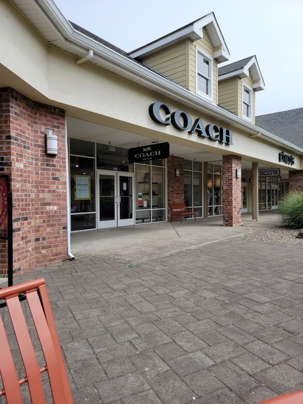 COACH Outlet - 450 NW 257th Ave Space 118, Troutdale, OR 97060