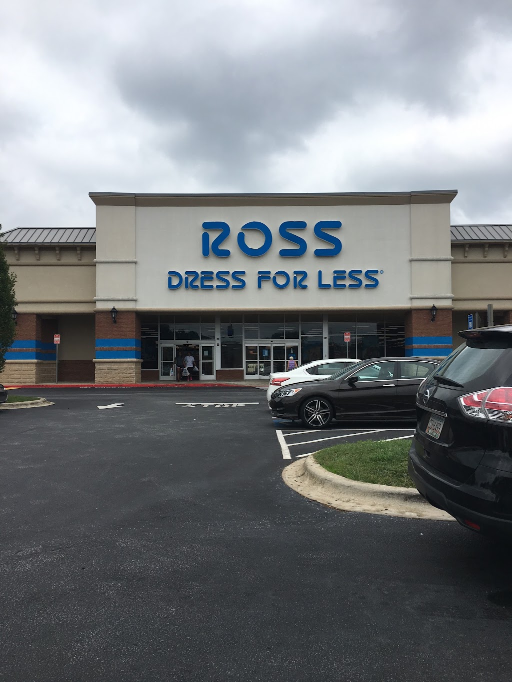 Ross Dress for Less | 2203 GA-20, Conyers, GA 30013 | Phone: (770) 760-0769