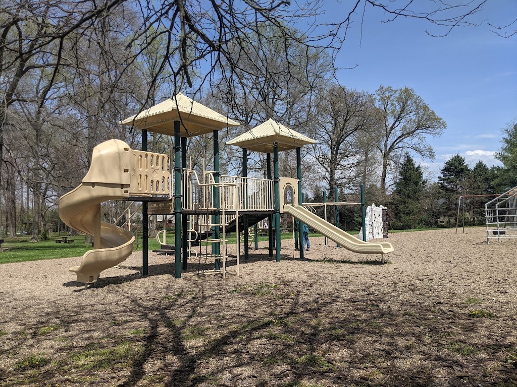 Perrin Family Park | 414 Perrin Ln, Jeffersonville, IN 47130, USA | Phone: (812) 288-8068