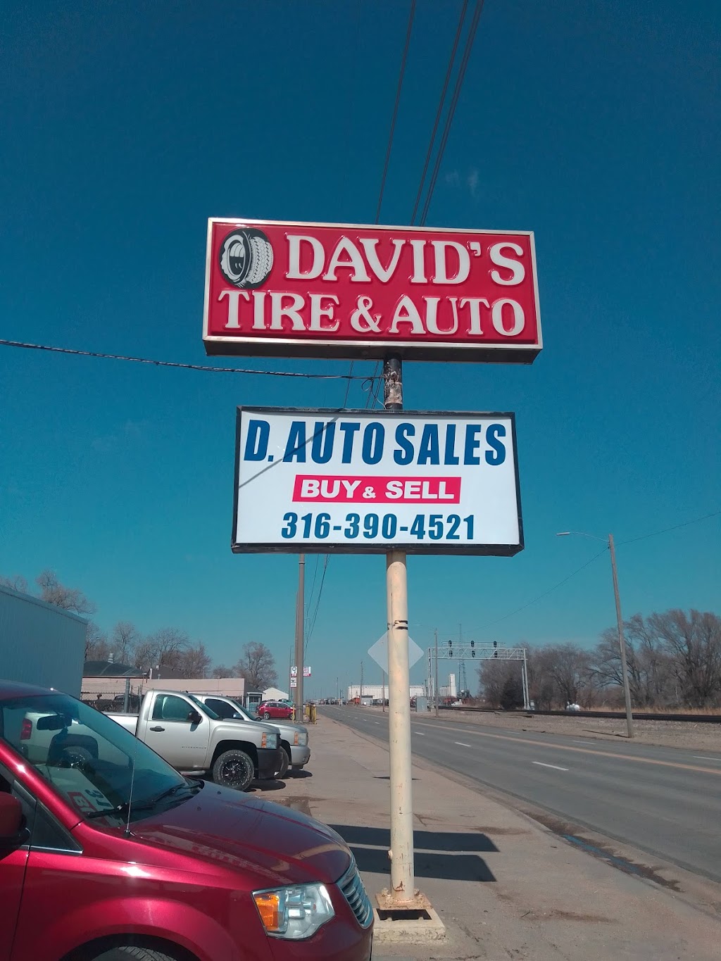 D Tire Shop & Auto Sales | 2401 N Broadway St, Wichita, KS 67219, USA | Phone: (316) 838-1666